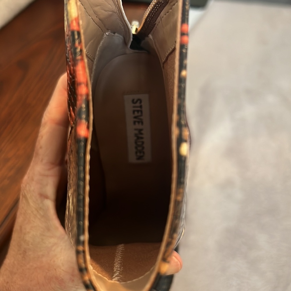 Steve Madden Booties Worn Once - image 6